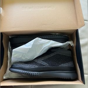 2.ZeroGrand Stitchlite Water Resistant Wingtip Cole Haan